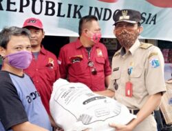 SKT dan Lurah Angke Salurkan Bantuan untuk Korban Kebakaran