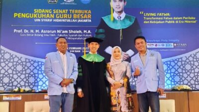 Kyai Ni'am Deputi Pengembangan Pemuda Kemenpora Sekaligus Guru Besar Fikih UIN