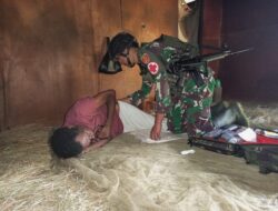 Satgas Yonif Raider 321/GT Kostrad Layani Kesehatan Door to Door di Honai dan Rumah Warga Napua