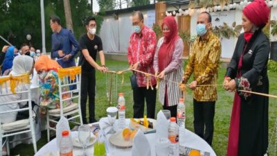 Bupati Pandeglang Resmikan Cafe Kapulso