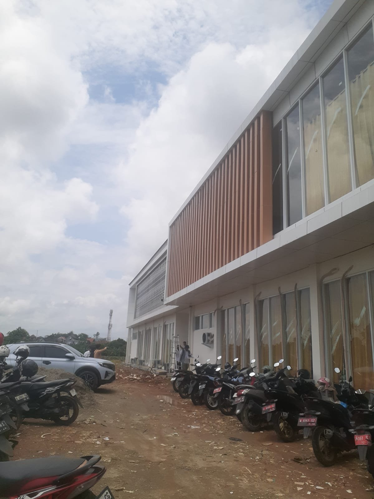 Kantor Dinsos Cilegon yang Baru Dibangun Jadi Perbincangan Warga