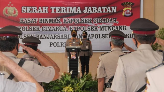 Kapolres Lebak Pimpin Langsung Sertijab Pejabat Jajarannya