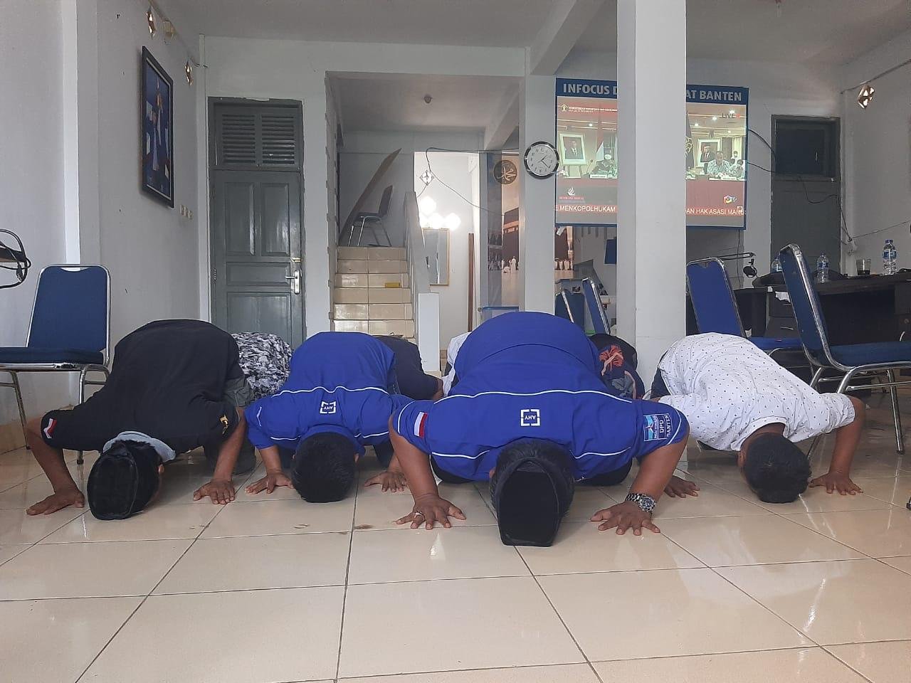 Penolakan KLB Deli Serdang Disambang Sujud Syukur Demokrat Banten