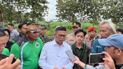 HMI Serang dan JARNAS Pemuda Hijau Tanam Pohon di Hilir Sungai Cibanten