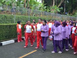 Panglima TNI Bersama Bais TNI Berolahraga Bersama