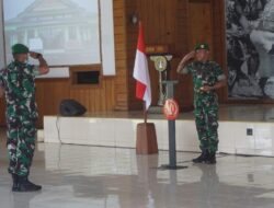 Kolonel Hamim Tohari Serahkan Jabatan Ses Dispenad kepada Danrem 174 Merauke