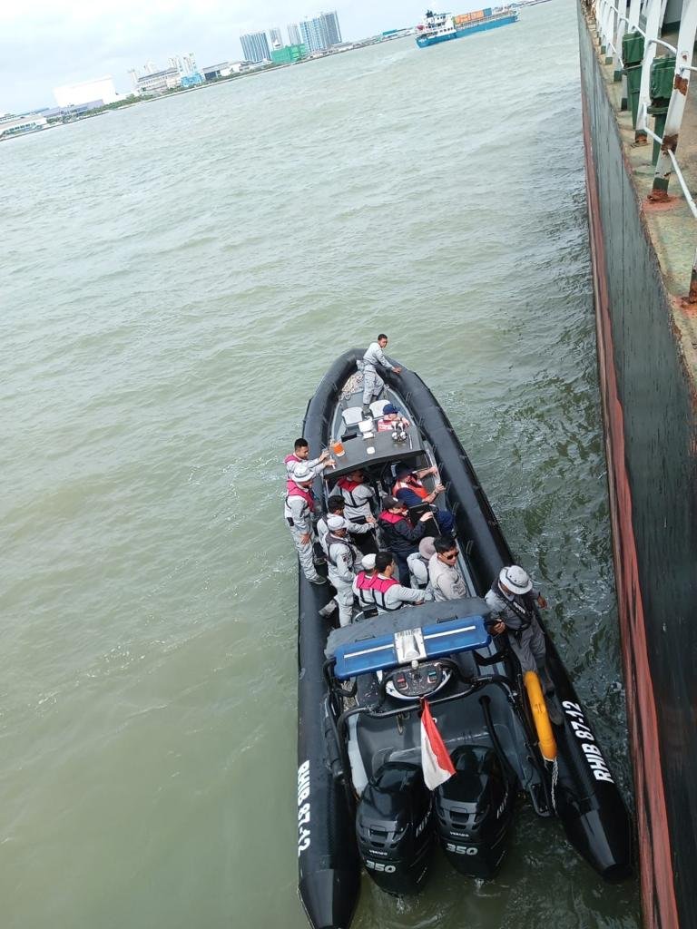 Latihan SBO Bakamla RI dan USCG Resmi Ditutup