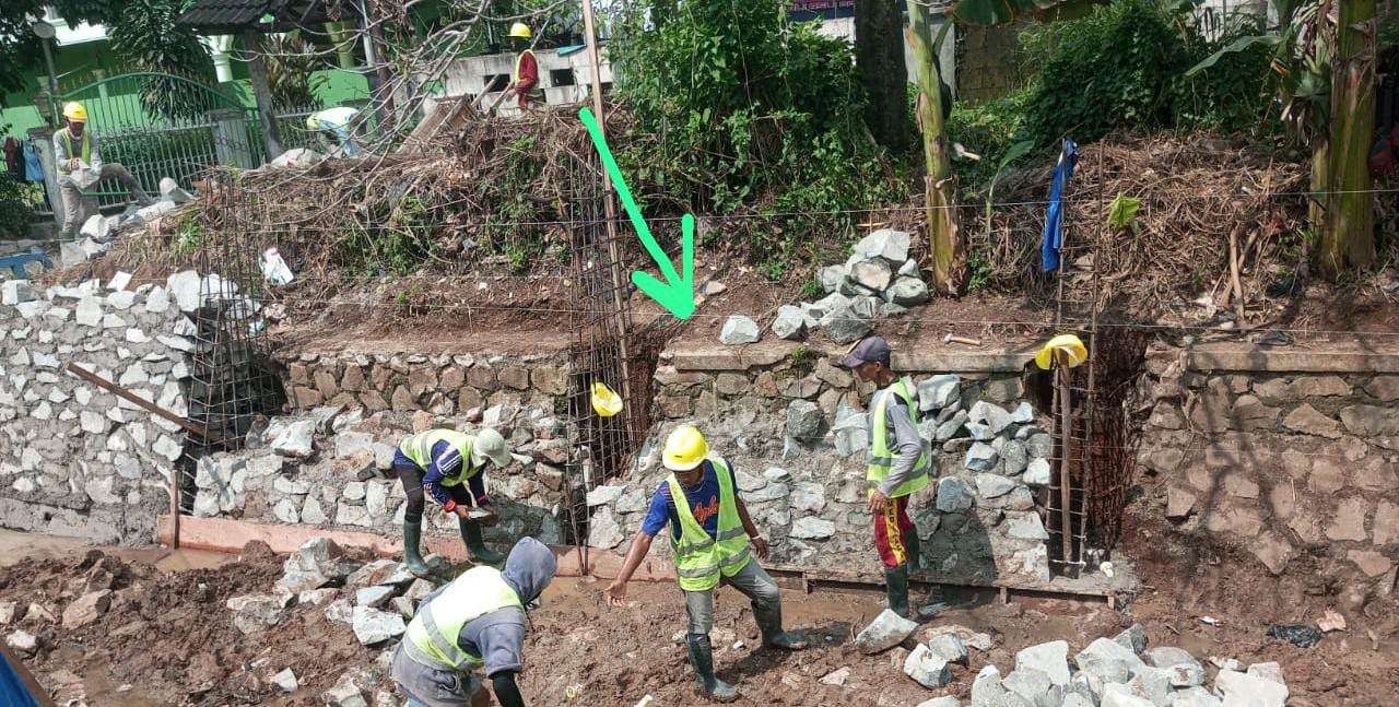 Ketum GMAKS Desak Kadis PUPR Tangerang Cek Lokasi Turap Kali Ciputat-Ciledug