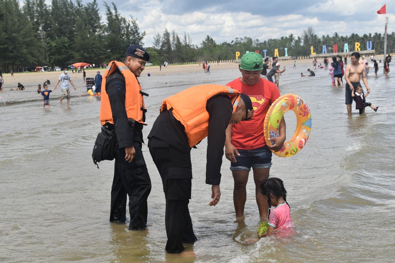 Brimob Kaltim Intensifkan Patroli di Obyek Wisata Jelang Tahun Baru 2020