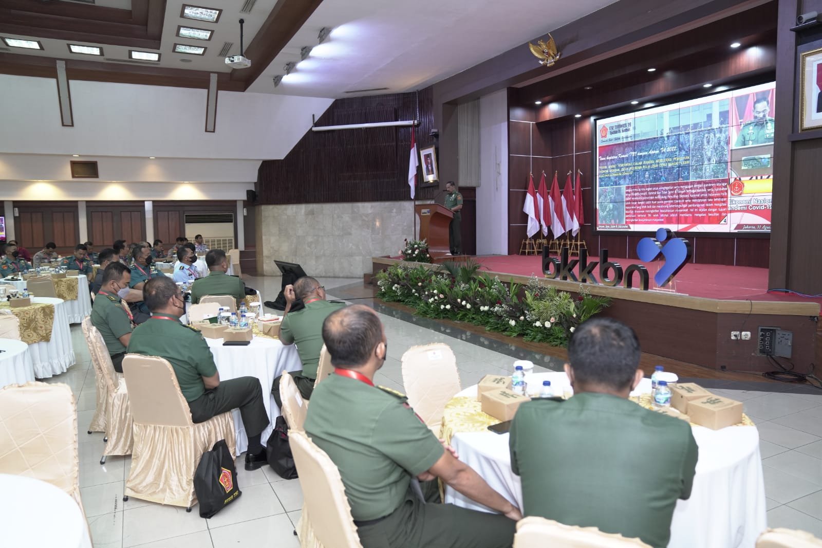 Aster Panglima TNI: Komsos TNI Solusi Inovatif Pemulihan Ekonomi Nasional