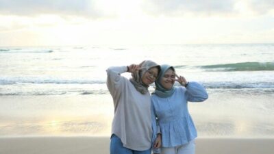 Kabar Baik: BMKG Pastikan Pantai Anyer-Cinangka Aman Dikunjungi Saat Lebaran