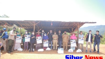 Karang Taruna Lebak Gelar Bakti Sosial di Hunian Sementara