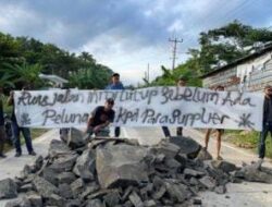Dinas PUPR Banten Diminta Bertanggung Jawab Atas Penyegelan Jalur Cikumpay–Ciparay