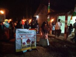 Pawai Obor Madrasah Al Maruf dan Warga Jamaka Kletak Sambut Tahun Baru Islam 1442 H
