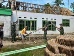 TMMD ke-113 Hari Keempat: Keraskan Jalan dan Rehab Mushola