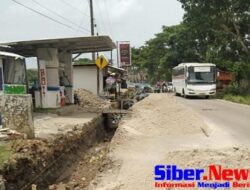 Aktivis Sebut Proyek Drainase Jalan Cikande-Rangkasbitung Sebagai Proyek Siluman