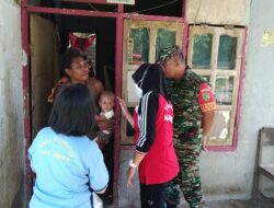 Babinsa Koramil 07/Mapurujaya dan Nakes Kunjungi Anak Asuh Stunting