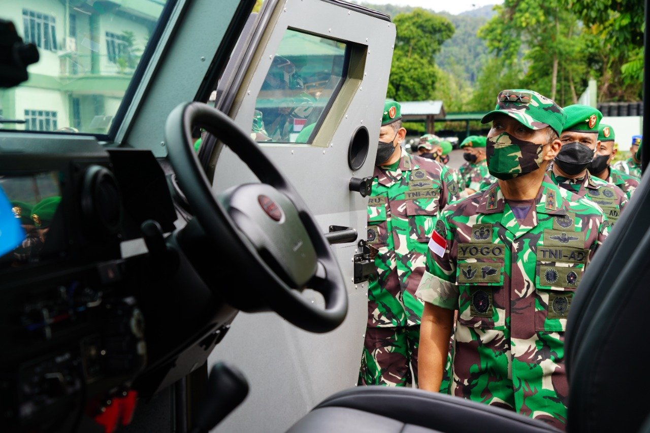 Pangdam XVII/Cenderawasih Terima 67 Kendaraan Operasional, Ingatkan Jaga dan Rawat dengan Baik