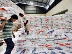 Kades Pasirloa Pandeglang Diduga Langgar Aturan Pembagian BSB