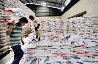 Kades Pasirloa Pandeglang Diduga Langgar Aturan Pembagian BSB