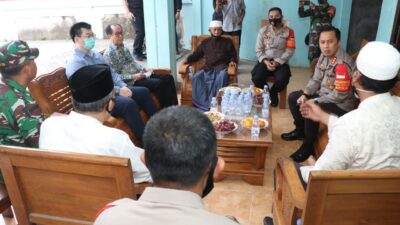 Kapolresta Tangerang Sambangi Kades, Ajak Manfaatkan Lahan Tidur