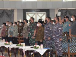 Panglima TNI dampingi Wapres RI saat kuliah umum di AAL