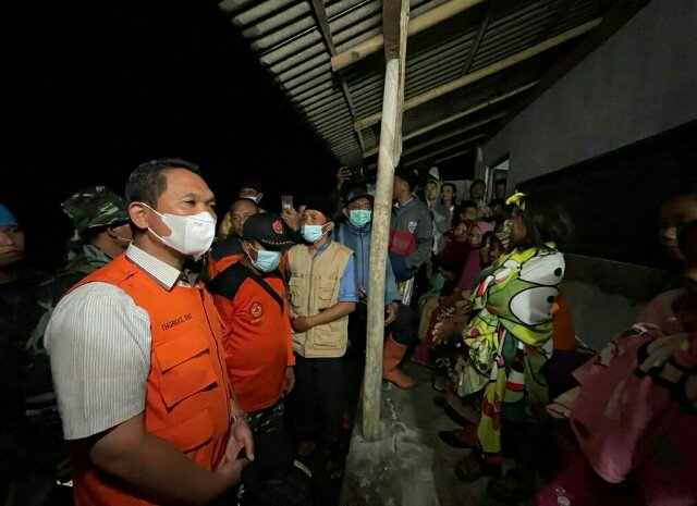 Bupati Turun Langsung Pastikan Warga Aman Pasca Lahar Dingin