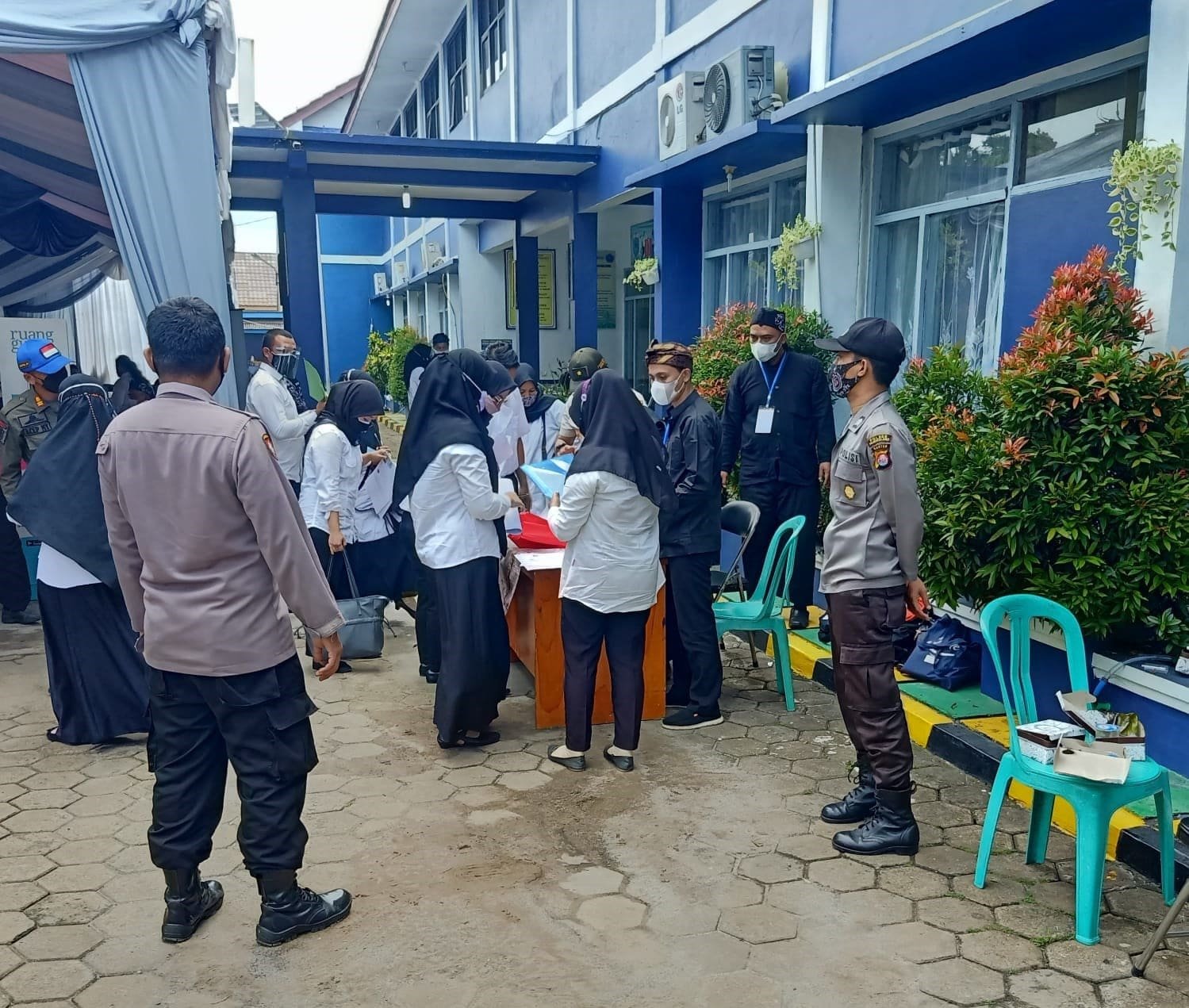 Polisi Kawal Tahapan Test SKD CPNS dan P3K agar Berjalan Aman