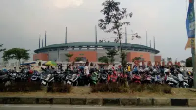 Warga Keluhkan Parkir Liar di Pakansari, Rudy Susmanto Menanggapi