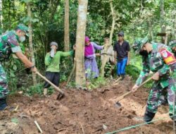 Anggota Koramil 0102/Cadasari Bersama Warga Adakan Karya Bakti
