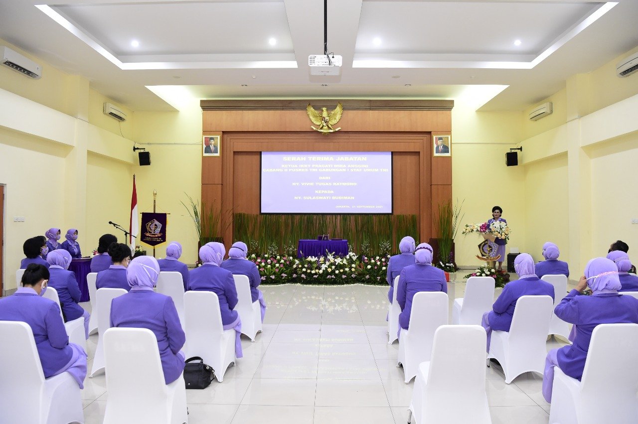 Ketum IKKT PWA Pimpin Sertijab Ketua Cabang BS IX dan 11 Puskes TNI