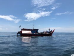 TNI AL Tangkap 80 TKI Ilegal di Pulau Jemur yang Pulang dari Malaysia