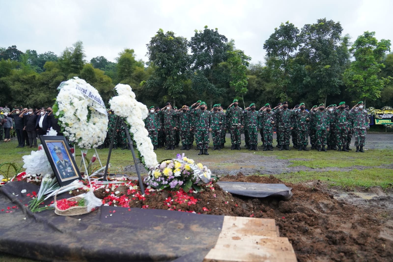 Usai Pemakaman Militer Putra Maluku, Warga Ucapkan Terima Kasih kepada Kasad