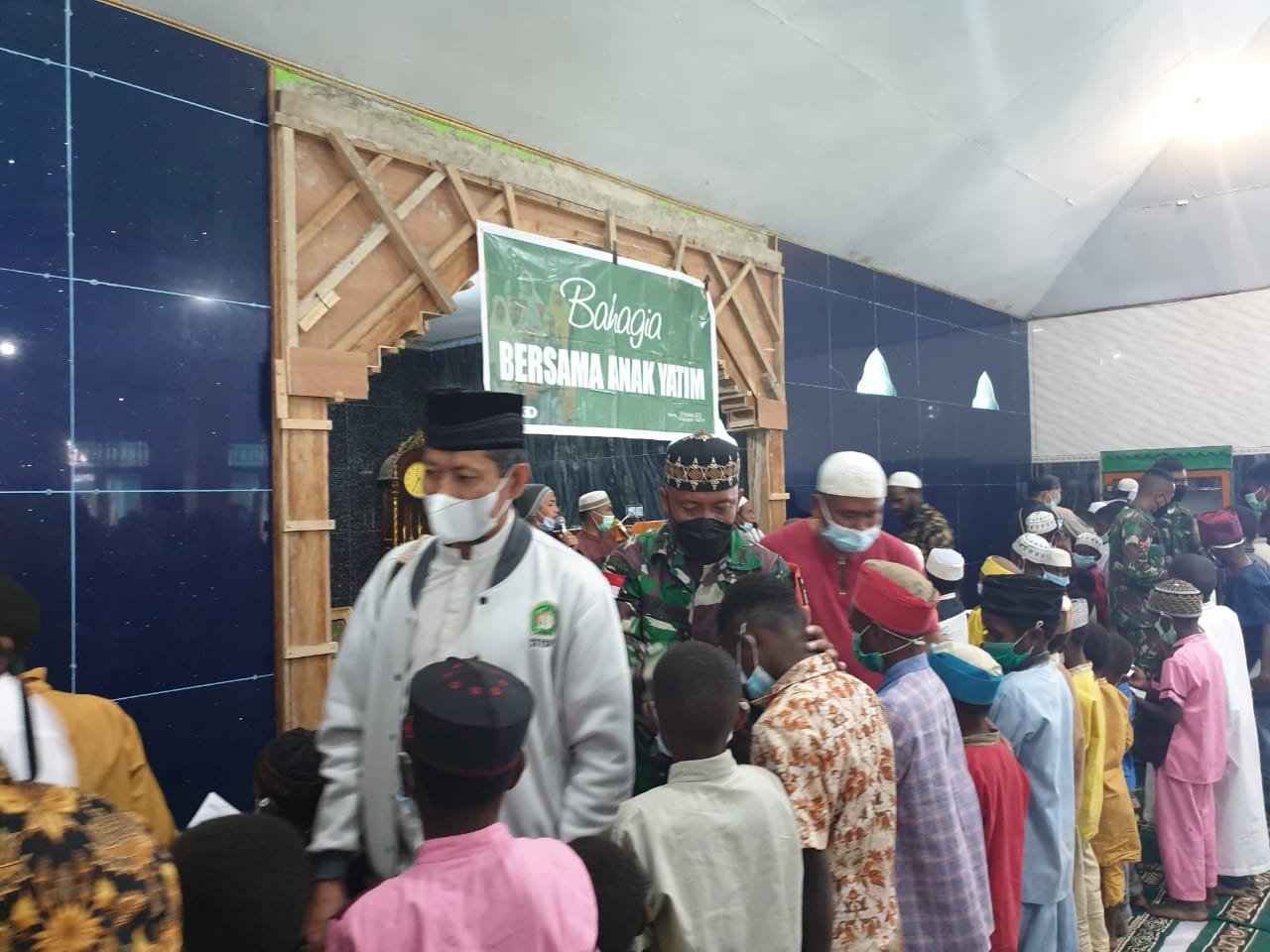 TNI Satgas Bersama Organisasi Islam Santuni Anak Yatim Piatu