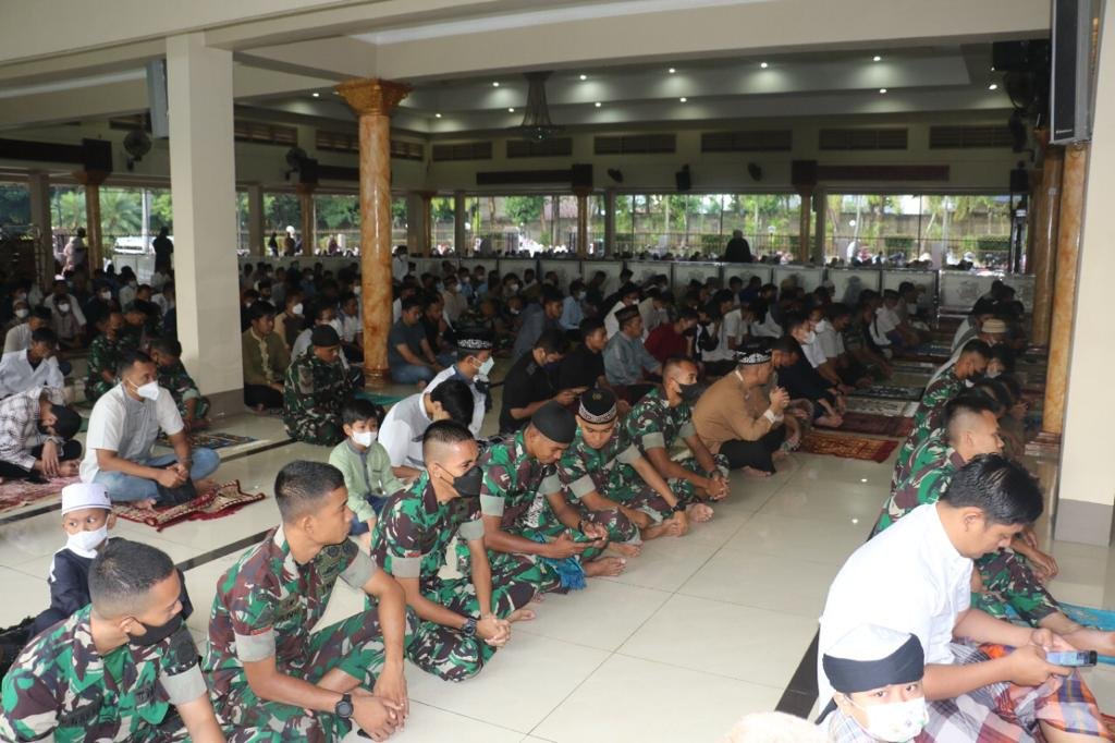 Mabes TNI Laksanakan Sholat Iduladha 1443 H dan Penyembelihan Kurban