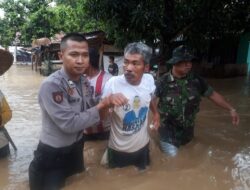 Polda Banten Evakuasi Warga Korban Banjir Bandang 2 Ribu KK di Lebak