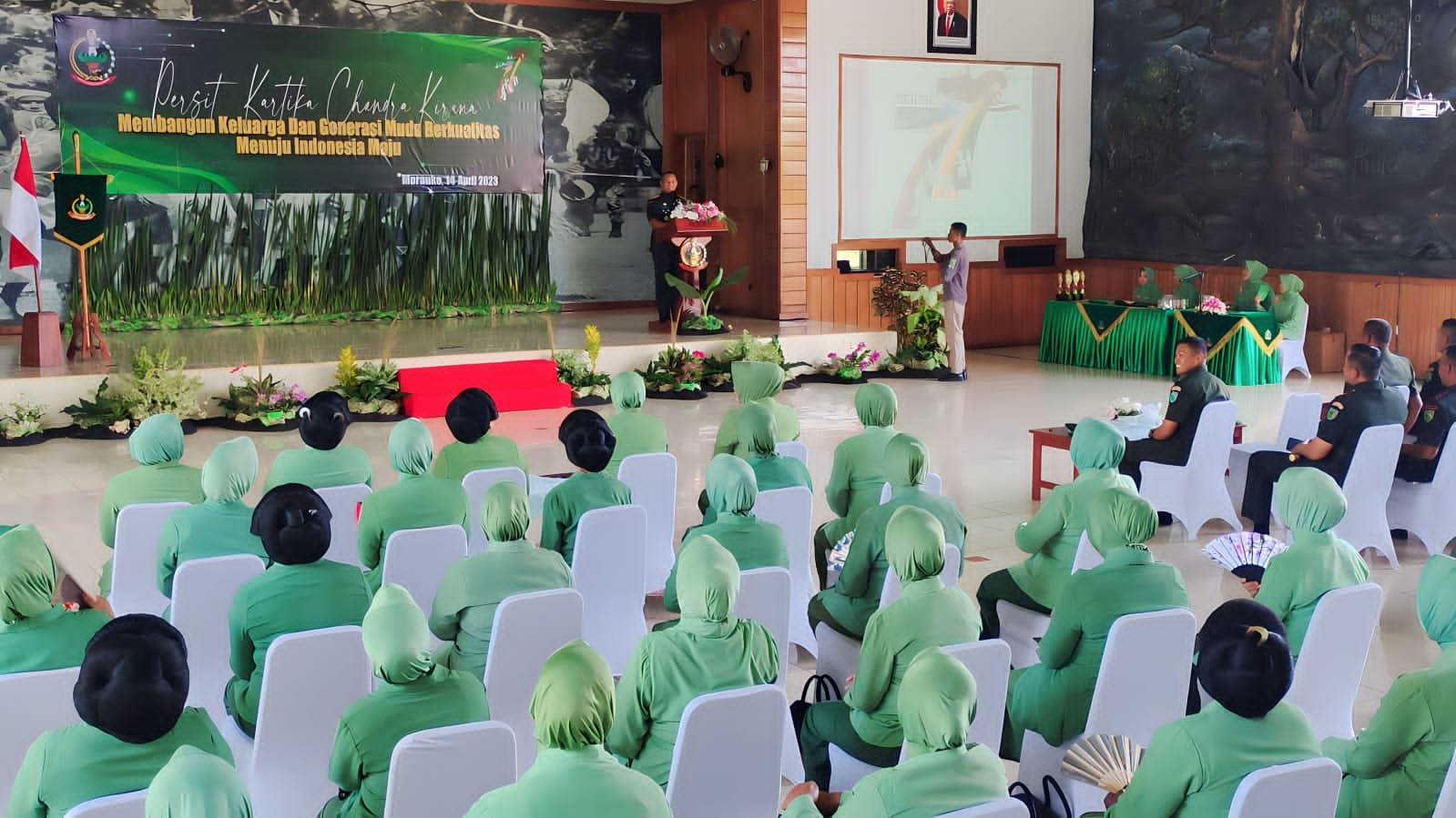 Danrem 174/ATW: Istri Prajurit TNI Harus Mampu Perankan Peran Ganda
