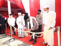 Kapolri Resmikan Gedung Baru Ponpes Salafiyah Tajul Falah Cipanas Lebak