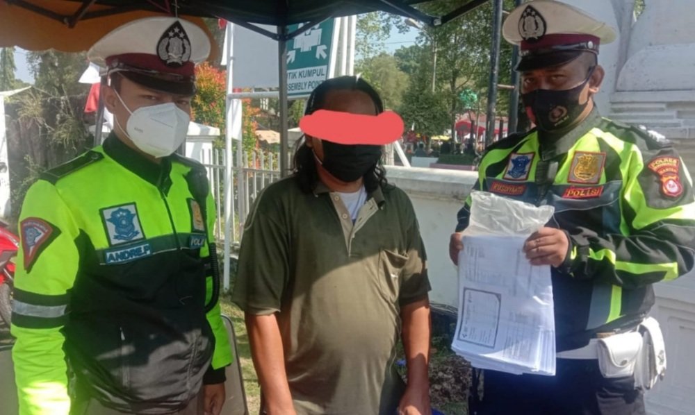 Polres Serang Kota Amankan Penjual Ilegal Formulir Pendaftaran Vaksin Covid-19