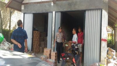 Polsek Labuan Periksa Gudang Diduga Ilegal