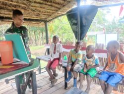 Belajar Membaca Menulis dan Berhitung Bersama Satgas Yonif Raider 142/KJ di Kelila Papua