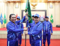 Pj Gubernur Banten Al Muktabar Lepas Kontingen ke PON XXI Aceh-Sumut 2024