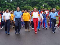 Panglima TNI Bersama Taruna AAU Berolahraga Bersama