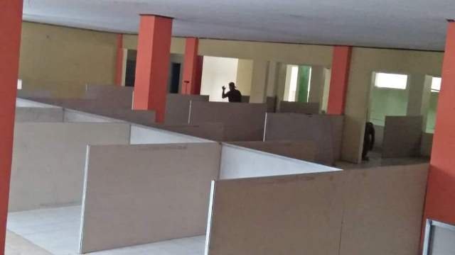 Proyek Pasar Labuan 2020 Belum Dibayar, Pihak Ketiga Diminta Dana Jutaan Rupiah