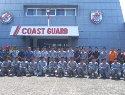 Bakamla RI Latih Tim SAR di Perairan Manado