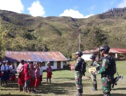 Satgas Yonif Mekanis 203/AK Pos Malagay Tatap Langsung Masyarakat Distrik