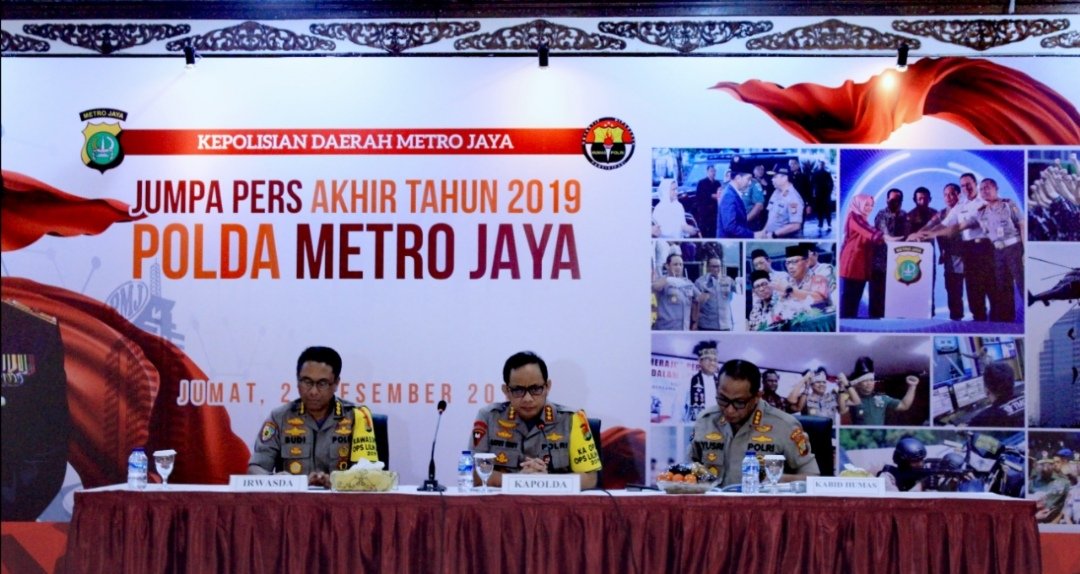 Komjen Pol Gatot Eddy Pramono Pimpin Jumpa Pers Akhir Tahun 2019