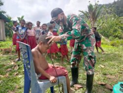 Satgas Yonif 126/KC Tanamkan Disiplin Lewat Rutinitas Cukur Gratis Anak Perbatasan