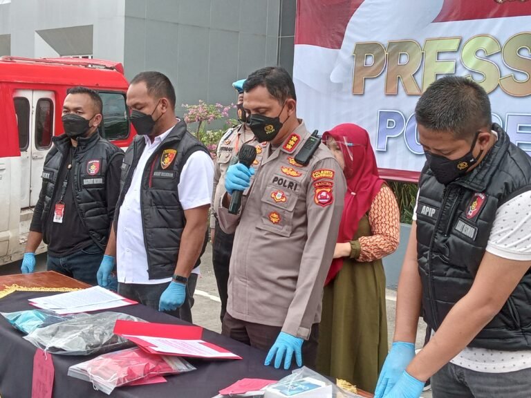Satreskrim Polresta Tangerang Tangkap Dua Pelaku Pemerkosaan dan Percobaan Pembunuhan Gadis