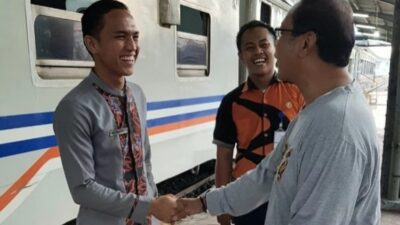 Cleaning Service Stasiun Medan: Dirut KAI Ternyata Ramah Sekali